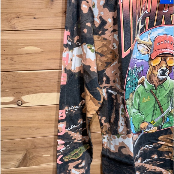 NEW Chinatown Market Big Buck Hunter Stops Here Camo Long Sleeve T-Shirt M - Picture 5 of 12